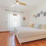 Baleal Happiness Surf House * Феррел