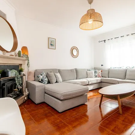 Villa Baleal Happiness Surf House Ferrel (Leiria)