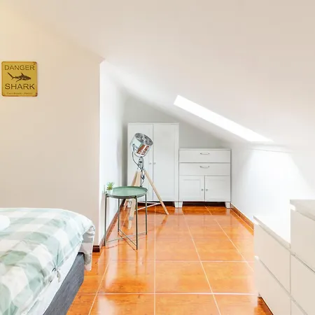 Baleal Happiness Surf House Villa *