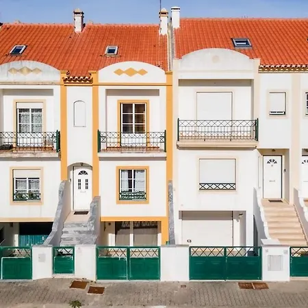 Villa Baleal Happiness Surf House Baleal