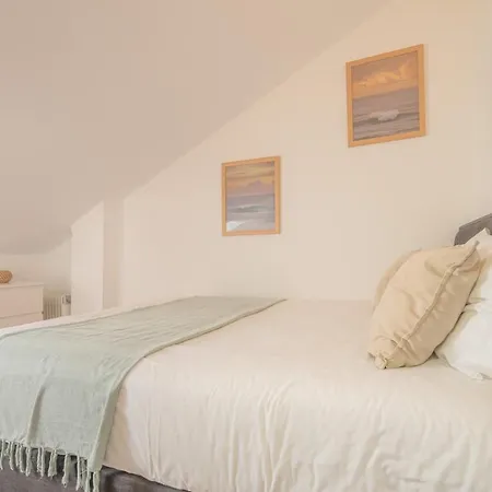 Baleal Happiness Surf House Villa Baleal