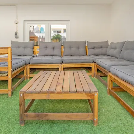 Villa Baleal Happiness Surf House